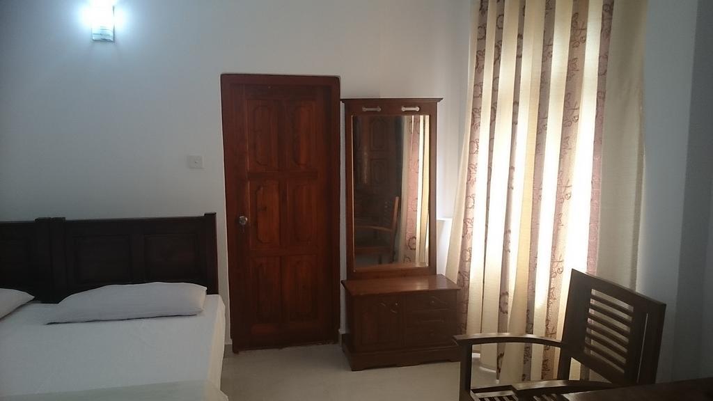 Srilanka Ayurveda Hotel Hikkaduwa Buitenkant foto